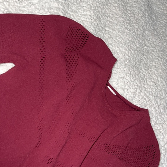 Fabletics Cropped Compression Top - Picture 2 of 2